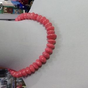Hamstrung beaded Coral necklace